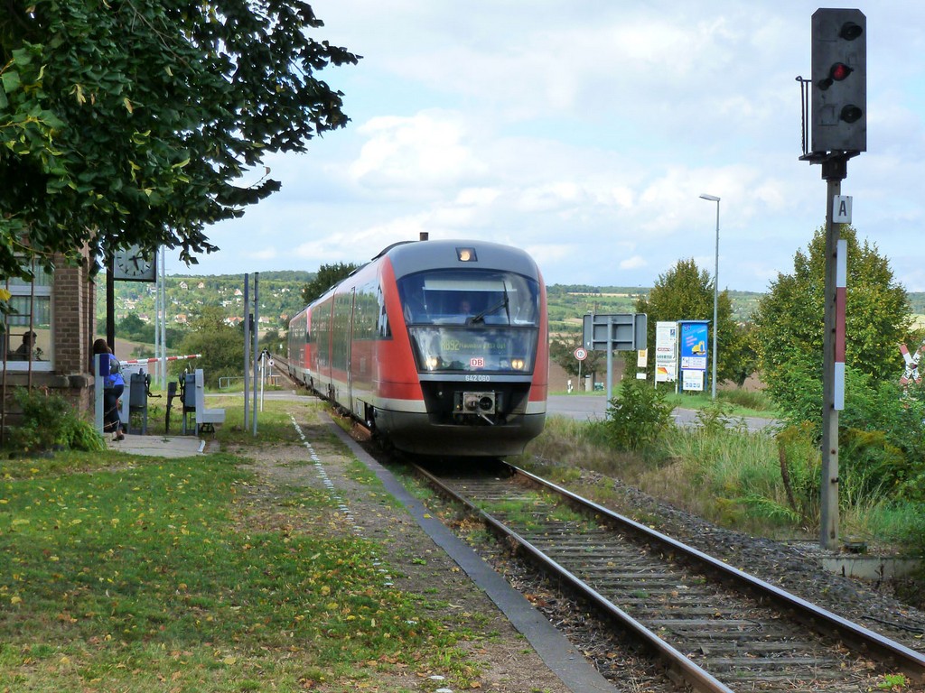 DB 642 060 als RB 34973 von Nebra nach Naumburg Ost, am Hp Kleinjena; 10.09.2011 (Foto: Thomas Menzel)