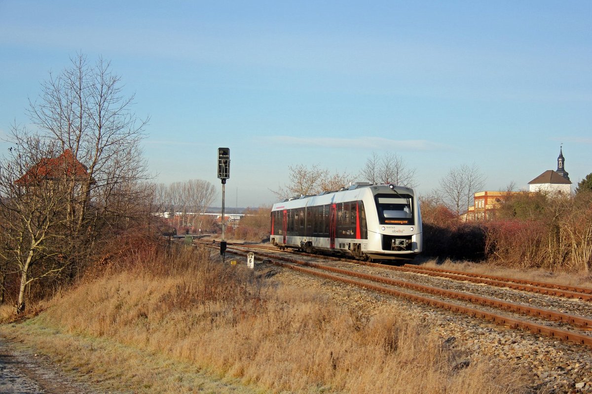 abellio 1648 949 als RB 80553 von Wangen nach Naumburg Ost, am 29.12.2019 bei der Ausfahrt in Laucha. (Foto: Wolfgang Krolop)