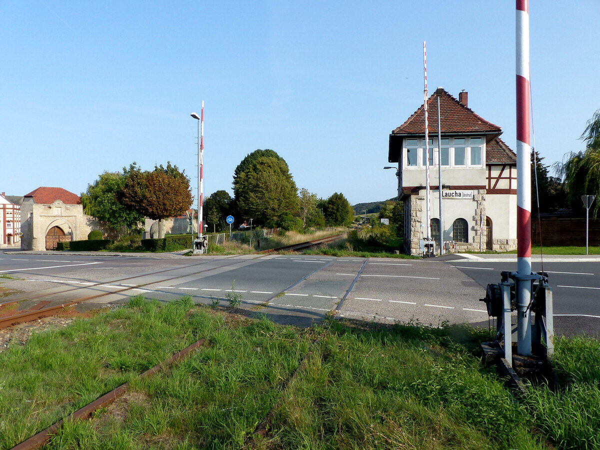Das Stellwerk Lw am 12.09.2020 an der Unstrutbahn in Laucha (Unstrut).