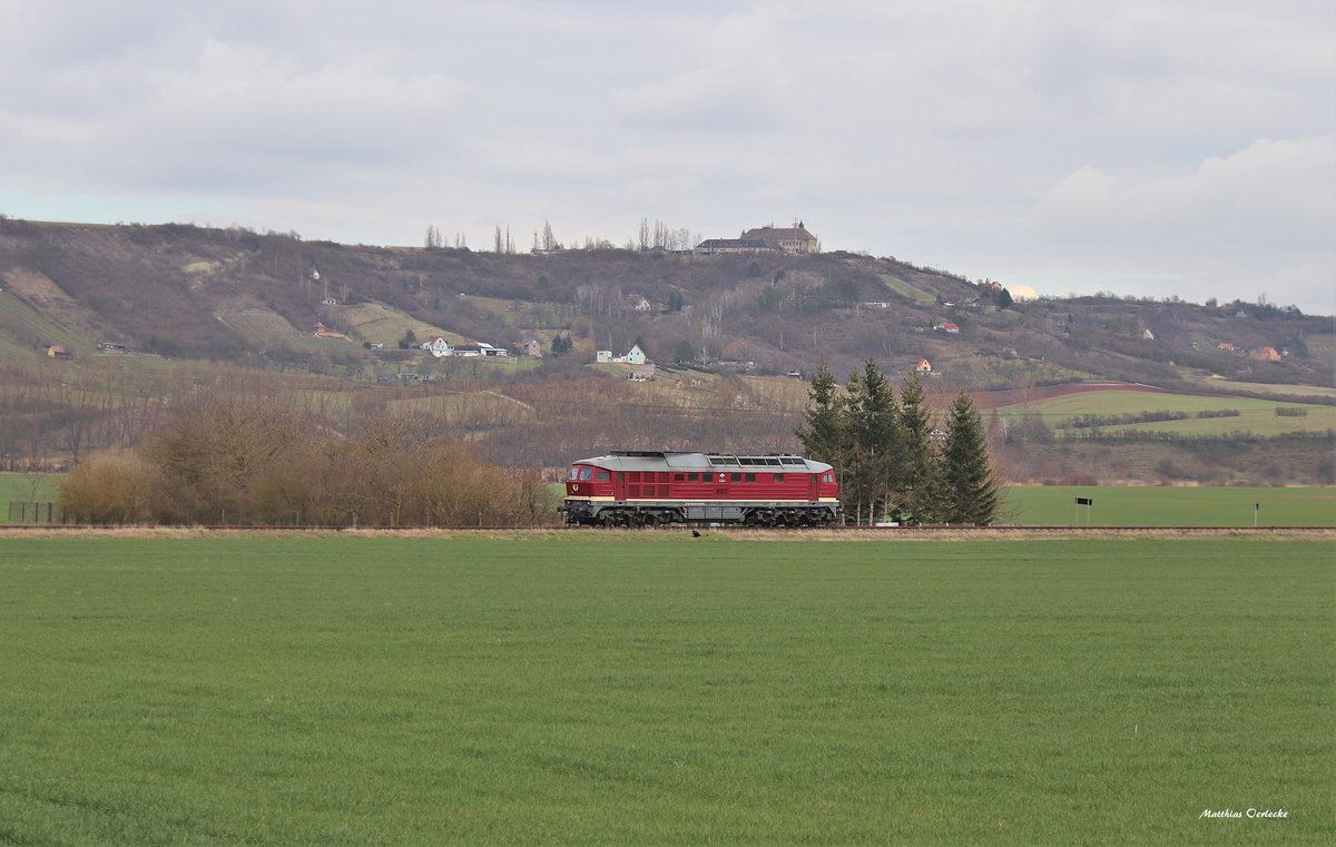 EBS 132 293-2 als Tfzf nach Karsdorf, am 04.03.2020 bei Kirchscheidungen. (Foto: Matthias Oerlecke)