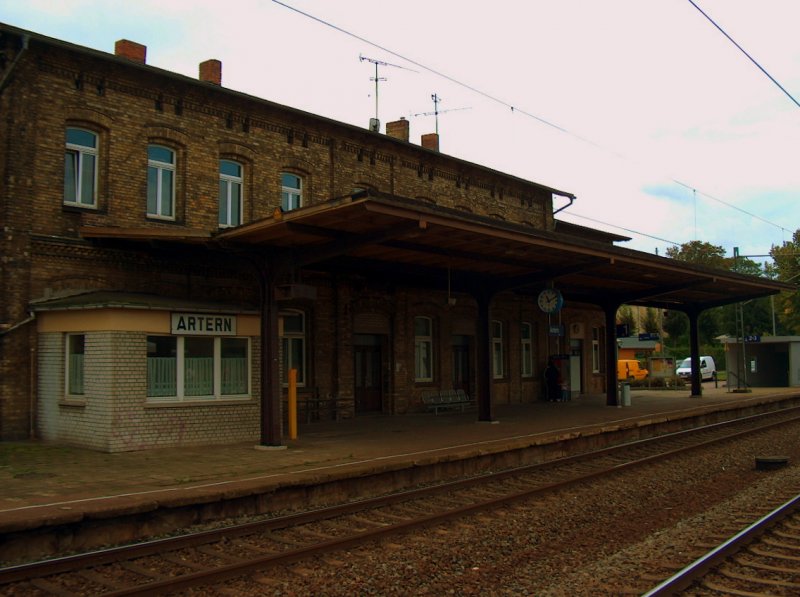 Bahnhofsgebude in Artern; 07.09.2008