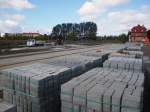 Der Bau der neuen Bahn-Bus-Schnittstelle in Laucha schreitet weiter voran; 17.09.2013 (Foto: Gnther Gbel)