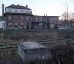 Das Bahnhofsgebude von Roleben am 17.11.2012.
