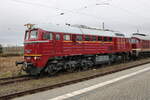 EBS V200 507 am 02.01.2024 in Naumburg (S) Hbf. Sie berfhrte die EBS 132 334-4 und den D-EBS 56 80 21-80 084-8 Bom nach Karsdorf.