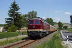 Am 22.05.2018 wurde der  EBS-Stdteexpress  nach der Rckkehr aus Binz von der EBS 132 334-4 als DLr 20055 von Erfurt Gbf nach Karsdorf berfhrt. Sven Molle fotografierte den Zug in Balgstdt.