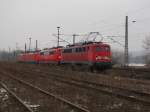 DB 140 861-6 + 151 015-5 + 189 006-6 + 152 141-8 als Lokzug Richtung Grokorbetha, in Naumburg (S) Hbf; 19.02.2011