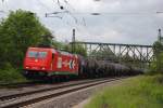 HGK 185 587-3 mit Kesselwagen Richtung Bad Ksen, am 24.05.2013 in Naumburg Hbf.