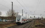 zugverkehr-in-naumburg-hbf/834780/db-ic2-4904-d-db-50-80 DB IC2 4904 (D-DB 50 80 86-81 904-4 DBpbzfa 668.4) als IC 2063 von Waiblingen nach Leipzig Hbf, am 02.01.2024 in Naumburg (S) Hbf. Diese, seit dem Fahrplanwechsel im Dezember verkehrenden 5 Intercity-Zugpaare pro Richtung und Tag, sollen unsinnigerweise den weggefallenen RE42 zwischen Saalfeld (S) und Leipzig ersetzen. Beitrag beim MDR: https://shorturl.at/vBNRS