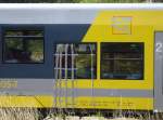 Burgenlandbahn 672 905-7 verkabelt und mit simulierten Fahrgsten (Mllscke) im Bf Artern.