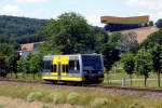 Am 08.07.2007 waren anlsslich des Aktionstages der Interessengemeinschaft Unstrutbahn in Wangen wieder Zge zwischen Nebra und Roleben unterwegs. Hier vor dem Hintergrund der Arche Nebra in Wangen.