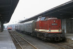 DR 112 567-3 mit dem P 15054 nach Grokorbetha, am 19.03.1991 in Zeitz.