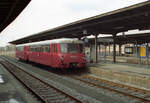 DB 772 127-7 als N 7059 nach Altenburg, am 31.03.1995 im Bahnhof Zeitz. (Foto: Kay Baldauf)