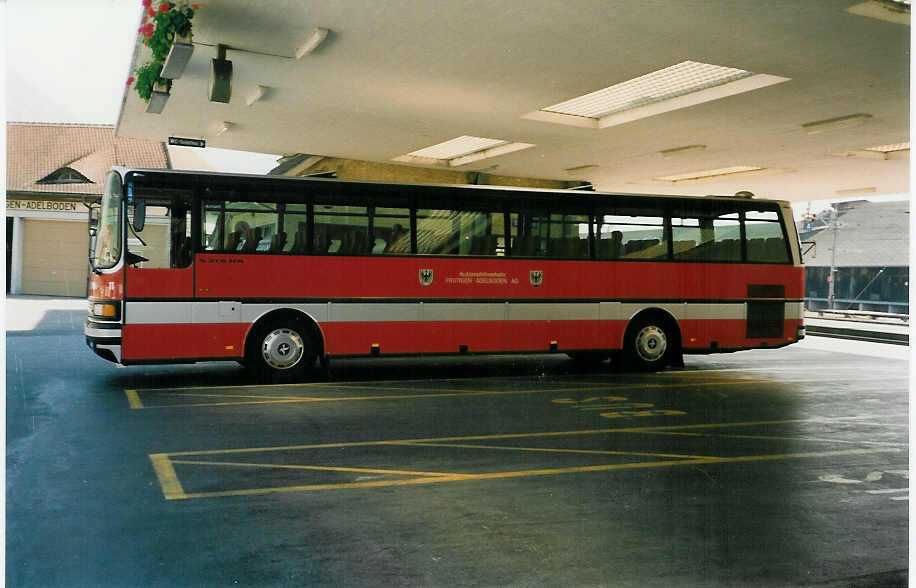 (006'319) - AFA Adelboden - Nr. 11/BE 345'172 - Setra am 25. Juli 1990 beim Bahnhof Frutigen