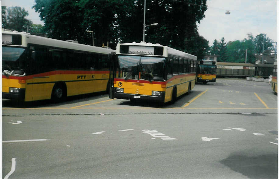 (014'510) - PTT-Regie - P 25'334 - Mercedes/R&J am 11. Juli 1996 beim Bahnhof Frauenfeld