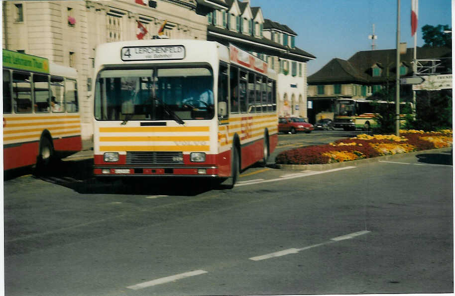 (014'616) - SAT Thun - Nr. 16/BE 419'016 - Volvo/Lauber am 1. August 1996 beim Bahnhof Thun