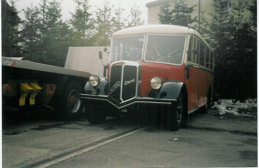 (015'915) - Brunner, Thun - FBW/Lauber (ex Tissot, Interlaken) am 9. Dezember 1996 in Thun-Lerchenfeld, Garage