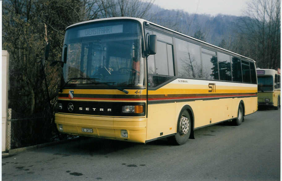 (016'002) - STI Thun - Nr. 44/BE 26'729 - Setra (ex AGS Sigriswil) am 28. Dezember 1996 bei der Schifflndte Thun