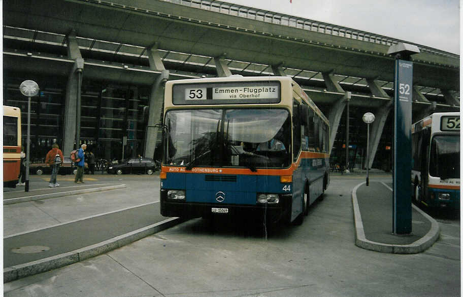 (016'908) - AAGR Rothenburg - Nr. 44/LU 15'049 - Mercedes/Hess am 19. April 1997 beim Bahnhof Luzern