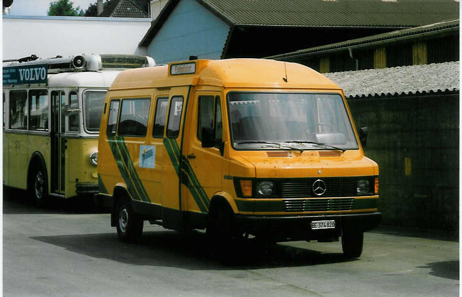 (023'011) - TBB/SNB Beatenberg - BE 374'820 - Mercedes/Moser (ex AvH Heimenschwand Nr. 2) am 27. Mai 1998 in Thun, Garage STI