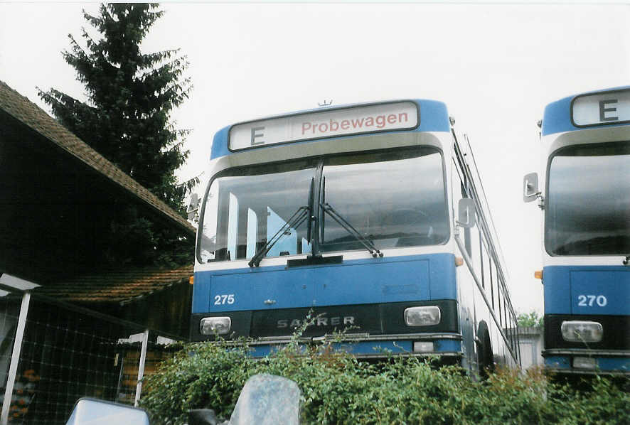 (024'022) - VBZ Zrich - Nr. 275 - Saurer/R&J am 10. Juli 1998 in Btzberg, Heiniger