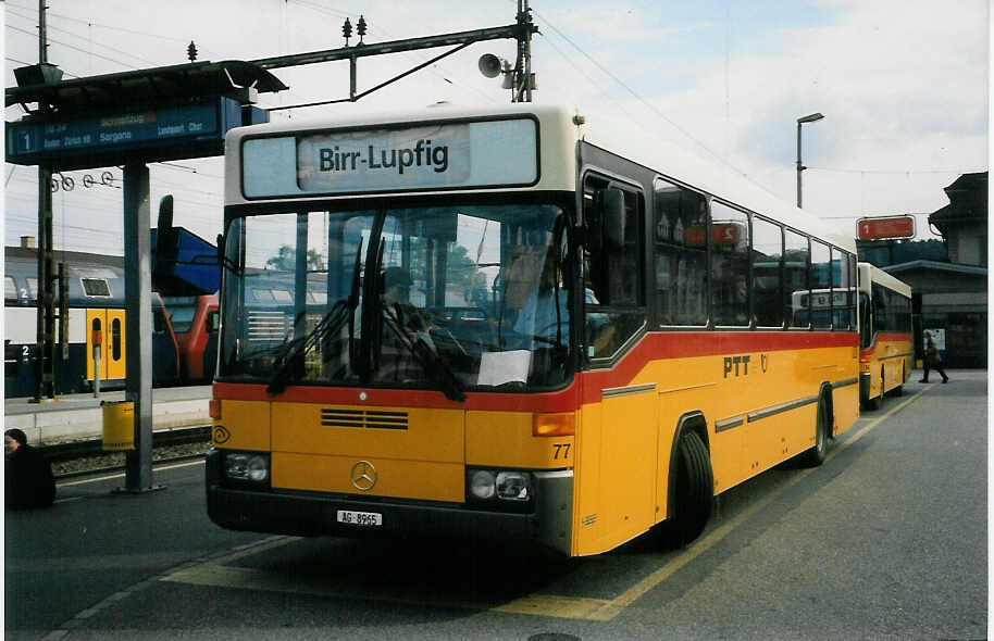 (024'814) - Voegtlin-Meyer, Brugg - Nr. 77/AG 8965 - Mercedes/Hess am 15. Juli 1998 beim Bahnhof Brugg