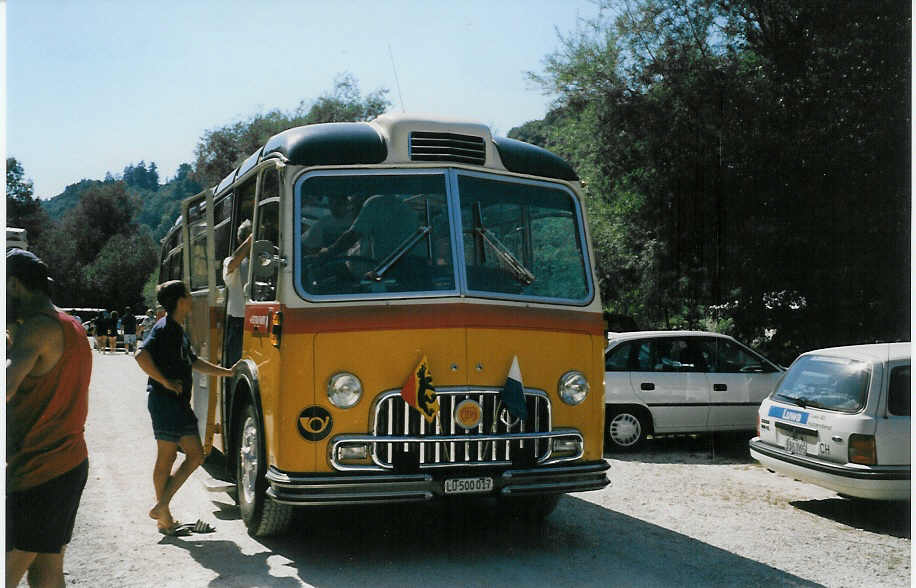 (025'601) - Huber, Oberkirch - LU 500'017 - FBW/Hess (ex Klin, Alpthal; ex P 24'050) am 15. August 1998 in Heitenried, Sensegraben