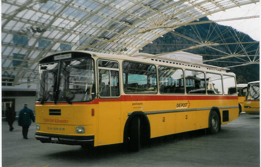 (028'618) - PTT-Regie - P 25'646 - Saurer/Hess am 1. Januar 1999 in Chur, Postautostation