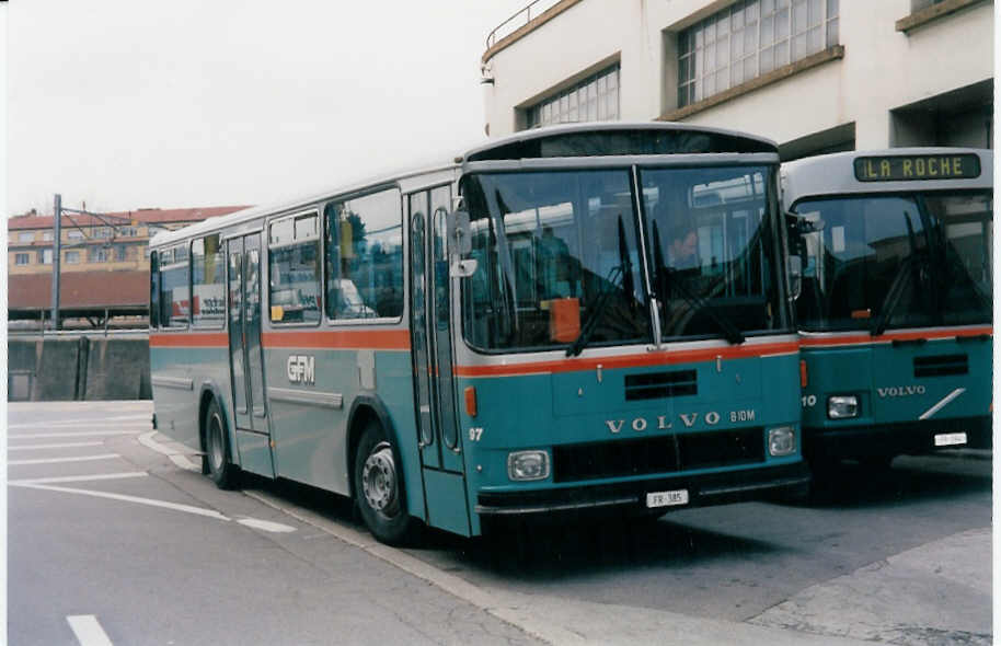 (030'707) - GFM Fribourg - Nr. 97/FR 385 - Volvo/Hess am 3. April 1999 in Fribourg, Garage