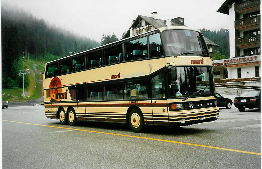 (032'908) - Marti, Kallnach - Nr. 26/BE 102'212 - Setra am 27. Juni 1999 in Laax, Murschetg