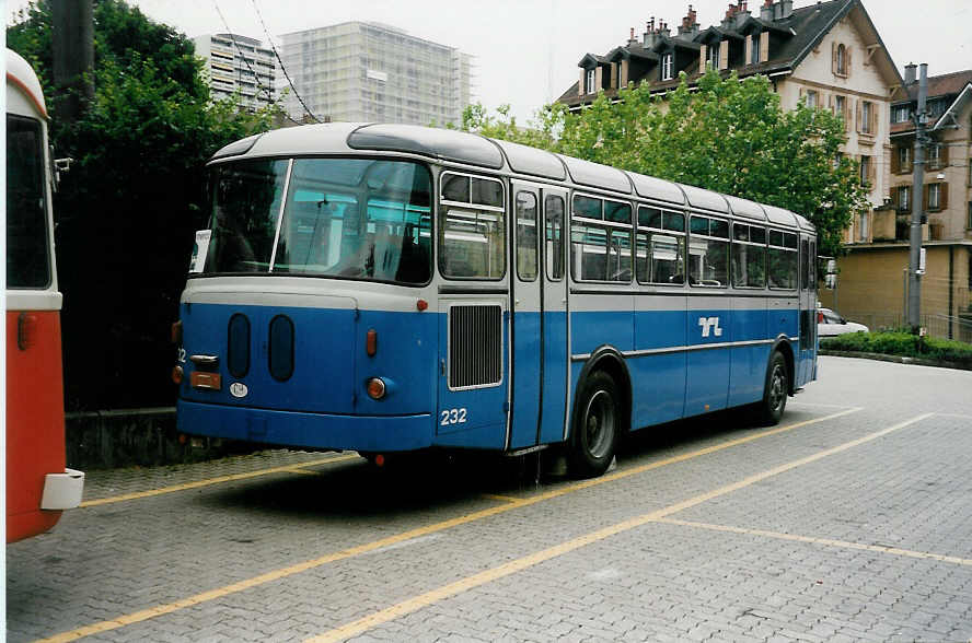 (033'608) - TL Lausanne - Nr. 232 - Saurer/Hess (ex Roth, Chur) am 7. Juli 1999 in Lausanne, Dpt Borde