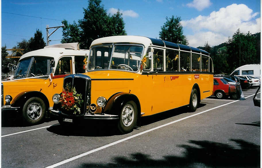 (035'326) - Loosli, Wyssachen - BE 411'661 - Saurer/R&J am 21. August 1999 in Thun, Seestrasse