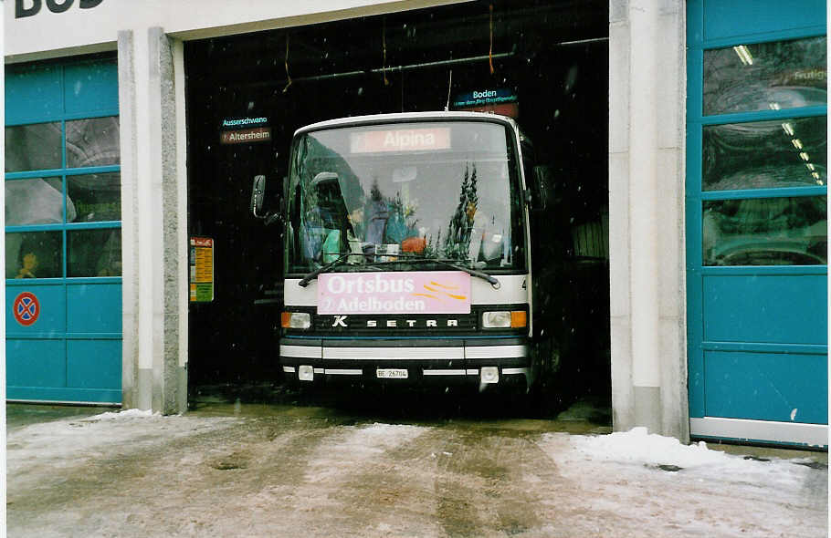 (038'233) - AFA Adelboden - Nr. 4/BE 26'704 - Setra (ex AAGI Interlaken Nr. 32) am 31. Dezember 1999 im Autobahnhof Adelboden