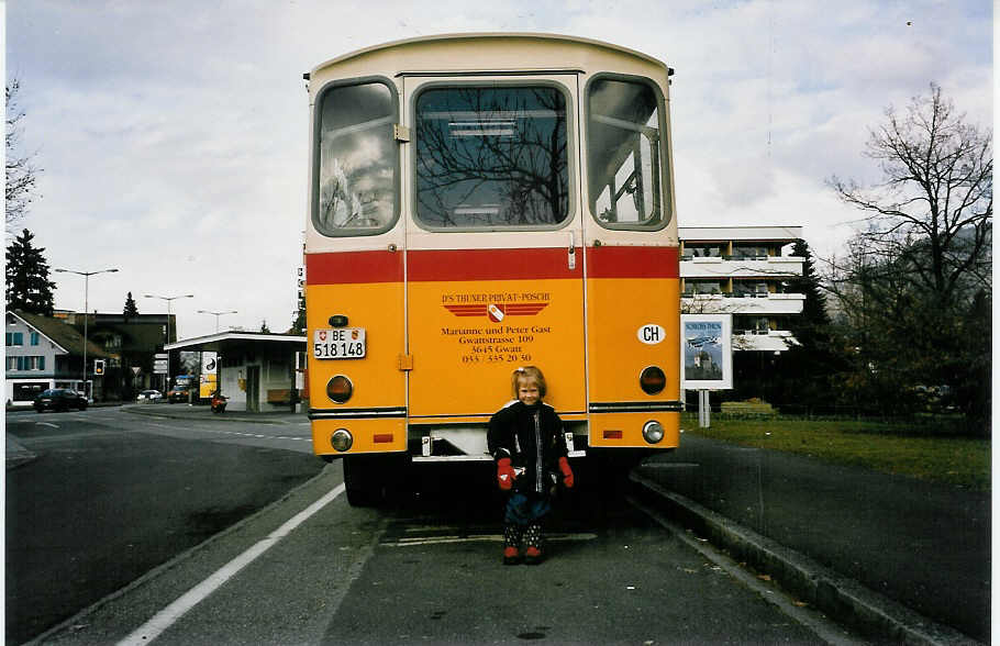 (038'915) - Gast, Gwatt - Nr. 27/BE 518'148 - Saurer/Tscher (ex AVG Grindelwald Nr. 28+27+19; ex Lienert, Einsiedeln) am 7. Februar 2000 in Thun, Lachen