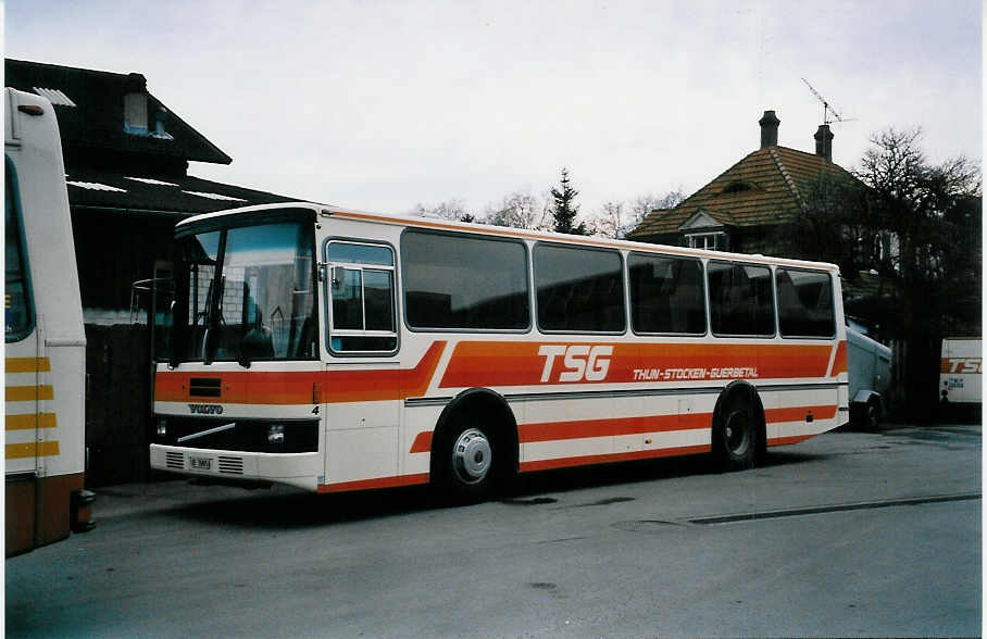 (039'332) - STI Thun - Nr. 4/BE 26'805 - Volvo/Lauber (ex TSG Blumenstein Nr. 5) am 25. Februar 2000 in Thun, Garage