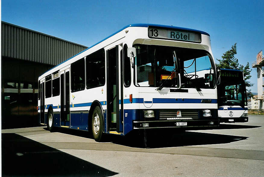 (040'116) - ZVB Zug - Nr. 27/ZG 3377 - FBW/R&J am 8. April 2000 in Zug, Garage