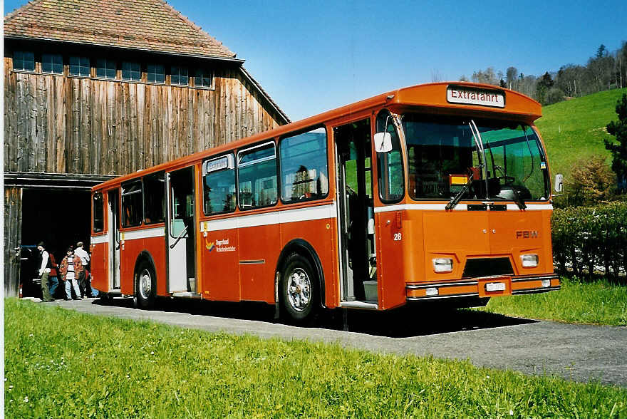 (040'125) - ZVB Zug - Nr. 28/ZG 3378 - FBW/Hess (ex Nr. 3) am 8. April 2000 in Zug, Waldheimstrasse