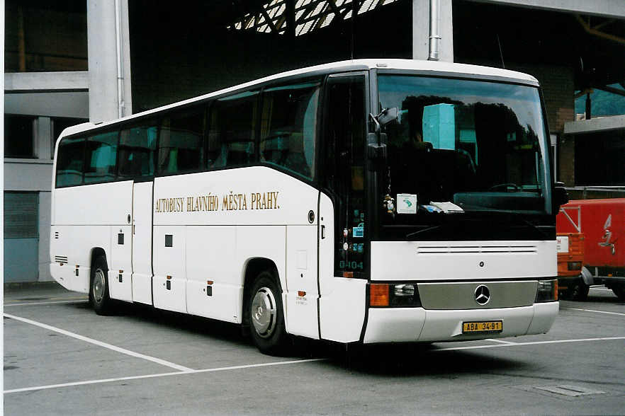 (041'602) - Aus der Tschechoslowakei: Hlavniho, Praha - ABA-34-91 - Mercedes am 23. Juni 2000 in Thun, Grabengut