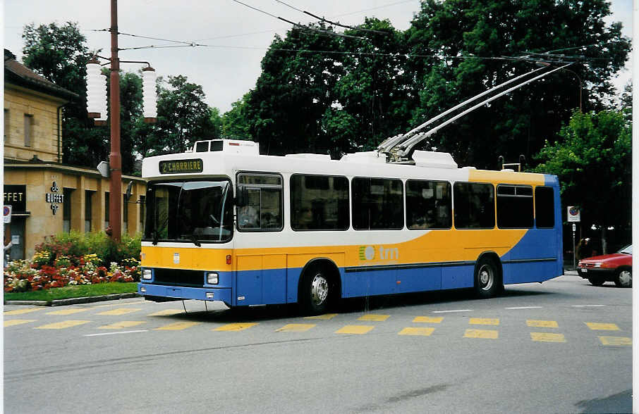 (041'734) - TC La Chaux-de-Fonds - Nr. 111 - NAW/Hess Trolleybus am 12. Juli 2000 beim Bahnhof La Chaux-de-Fonds