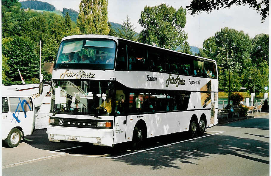 (042'527) - Stutz, Baden - AG 7983 - Setra am 12. August 2000 bei der Schifflndte Thun