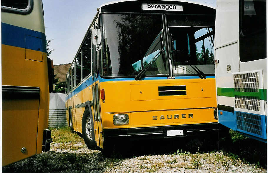 (042'710) - PTT-Regie - P 25'827 - Saurer/Hess am 26. August 2000 in Btzberg, Heiniger