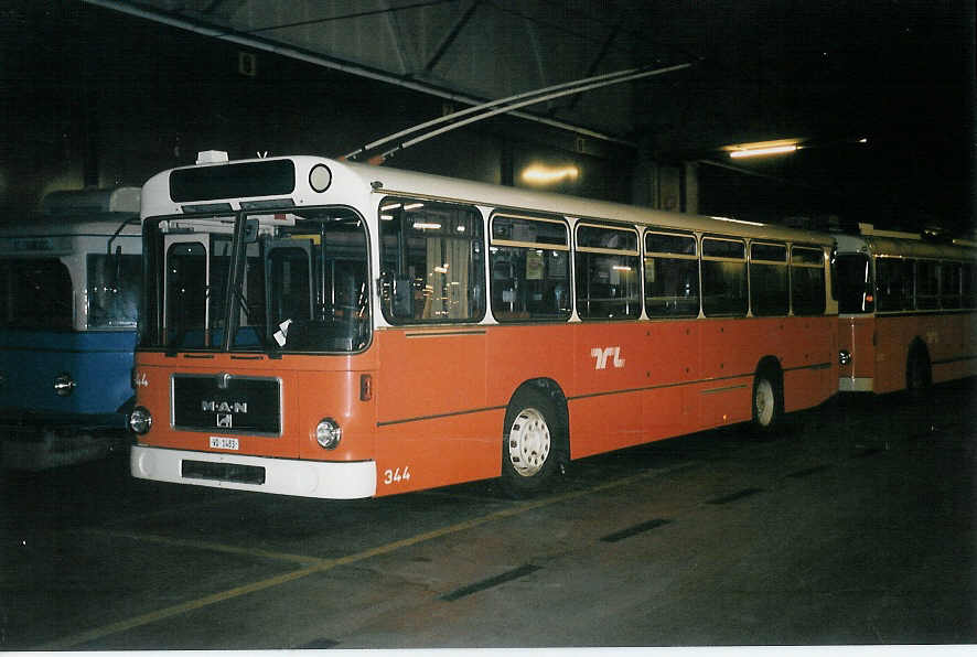 (045'323) - TL Lausanne - Nr. 344/VD 1483 - MAN am 11. Mrz 2001 in Lausanne, Dpt Borde