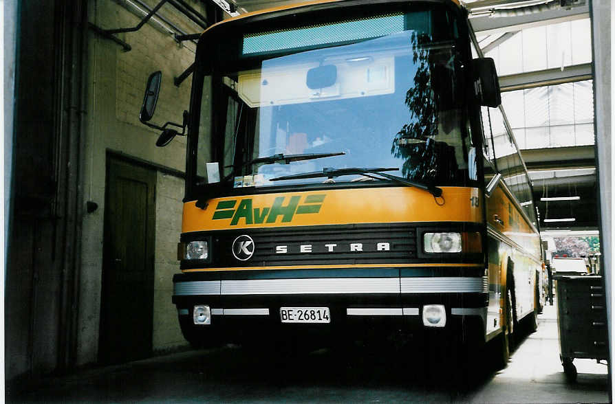 (047'435) - STI Thun - Nr. 18/BE 26'814 - Setra (ex AvH Heimenschwand Nr. 1) am 25. Juni 2001 in Thun, Garage