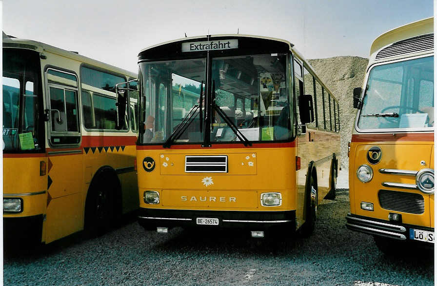 (049'327) - Schrch, Gutenburg - Nr. 6/BE 26'574 - Saurer/R&J (ex P 24'358) am 25. August 2001 in Niederbipp, Saurertreffen