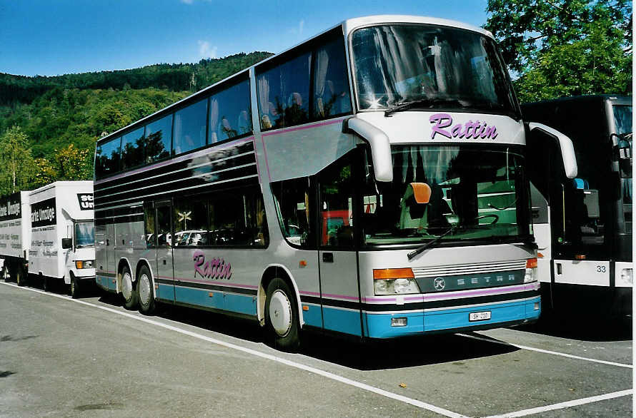 (049'631) - Rattin, Schaffhausen - Nr. 10/SH 210 - Setra am 9. September 2001 in Thun, Seestrasse