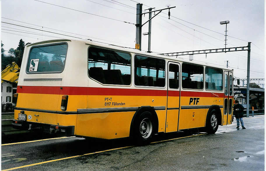 (049'826) - PTF Regensdorf - SG 241'034 - FBW/Hess (ex P 23'417) am 23. September 2001 beim Bahnhof Langnau