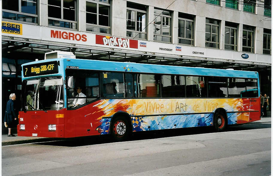 (049'936) - VB Biel - Nr. 114/BE 510'114 - Mercedes am 1. Oktober 2001 in Biel, Guisanplatz