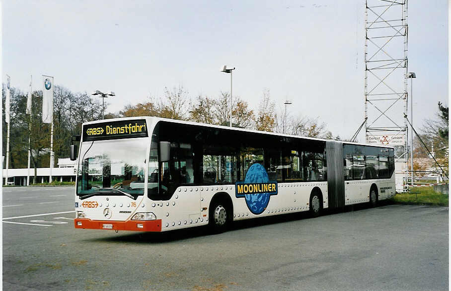 (050'622) - RBS Worblaufen - Nr. 76/BE 565'076 - Mercedes am 18. November 2001 in Worblaufen, Garage