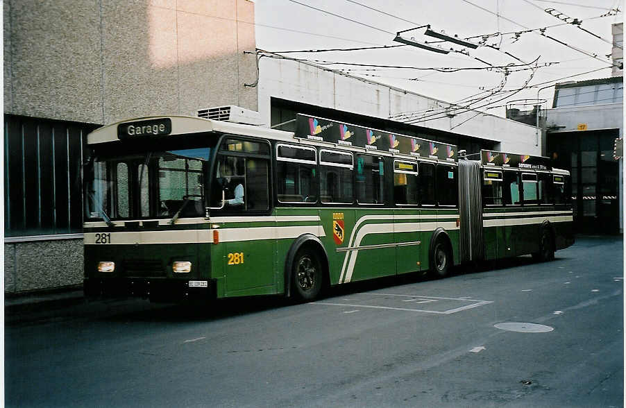 (051'913) - SVB Bern - Nr. 281/BE 339'281 - FBW/Hess-Gangloff am 4. Februar 2002 in Bern, Eigergarage