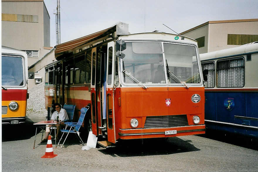 (053'731) - Kramer, Glattbrugg - Nr. 5/ZH 707'851 - FBW/R&J (ex BSF Hochdorf; ex Steiner, Meikirch) am 15. Juni 2002 in Hinwil, AMP