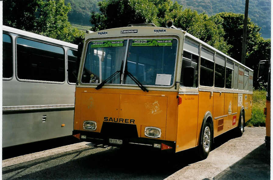 (053'928) - Maillard, St-Martin - FR 118'771 - Saurer/Hess (ex Schlumpf, Bern; ex Rattin, Schaffhausen Nr. 25; ex Rattin, Schaffhausen Nr. 19) am 22. Juni 2002 in Aigle, Saurertreffen